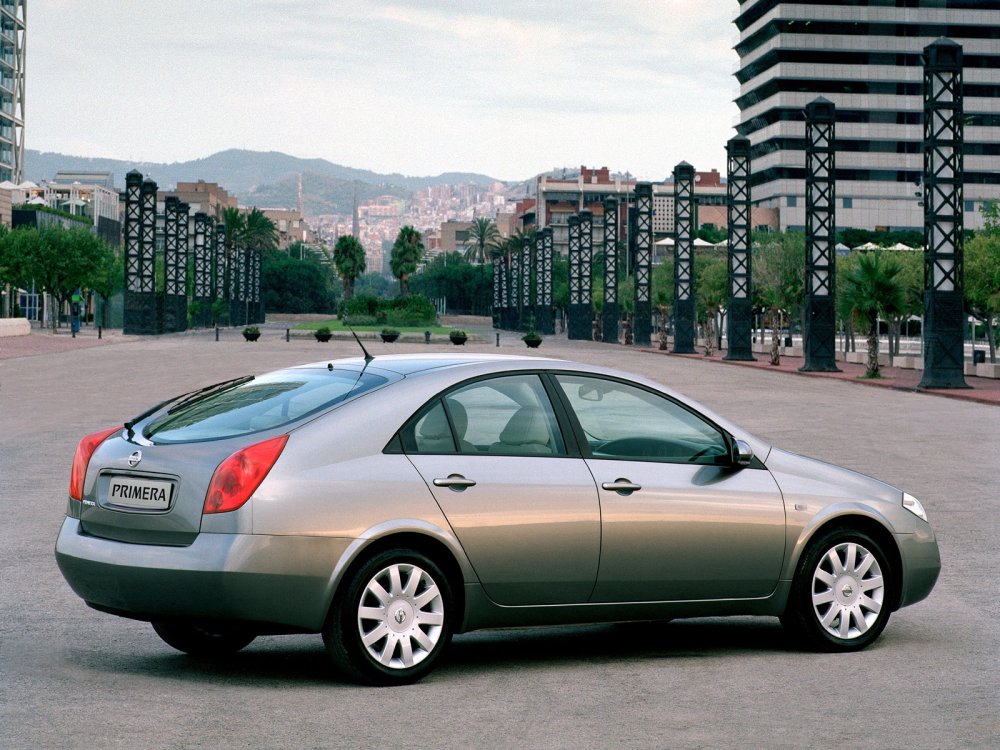 Nissan primera III (p12)