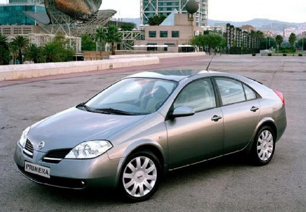 Nissan primera 2002 салон