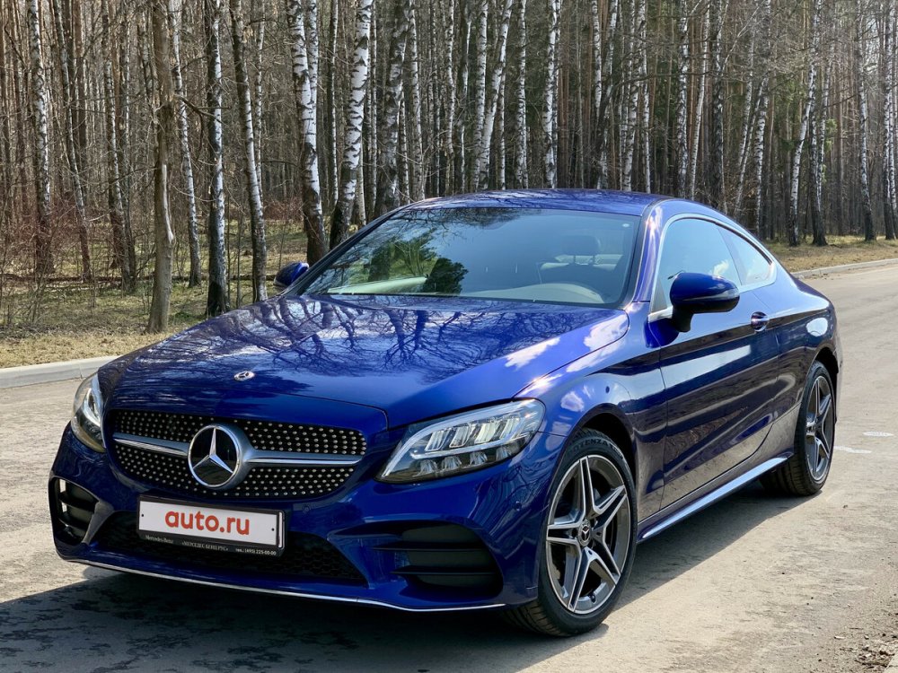 Синий mercedes benz