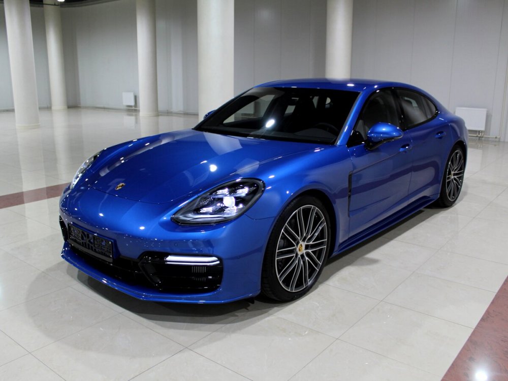 Porsche Panamera 2017 синий