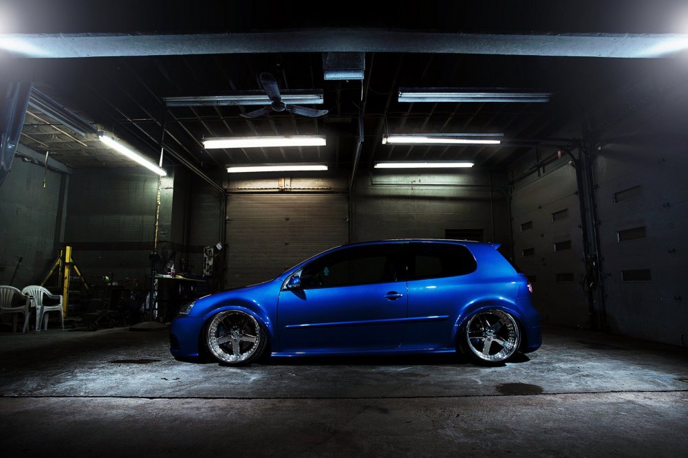 Volkswagen Golf GTI голубой