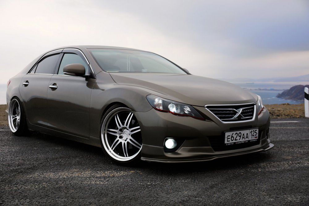 Toyota Mark x 2015