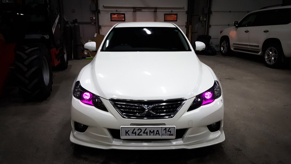 Toyota Mark x 2009