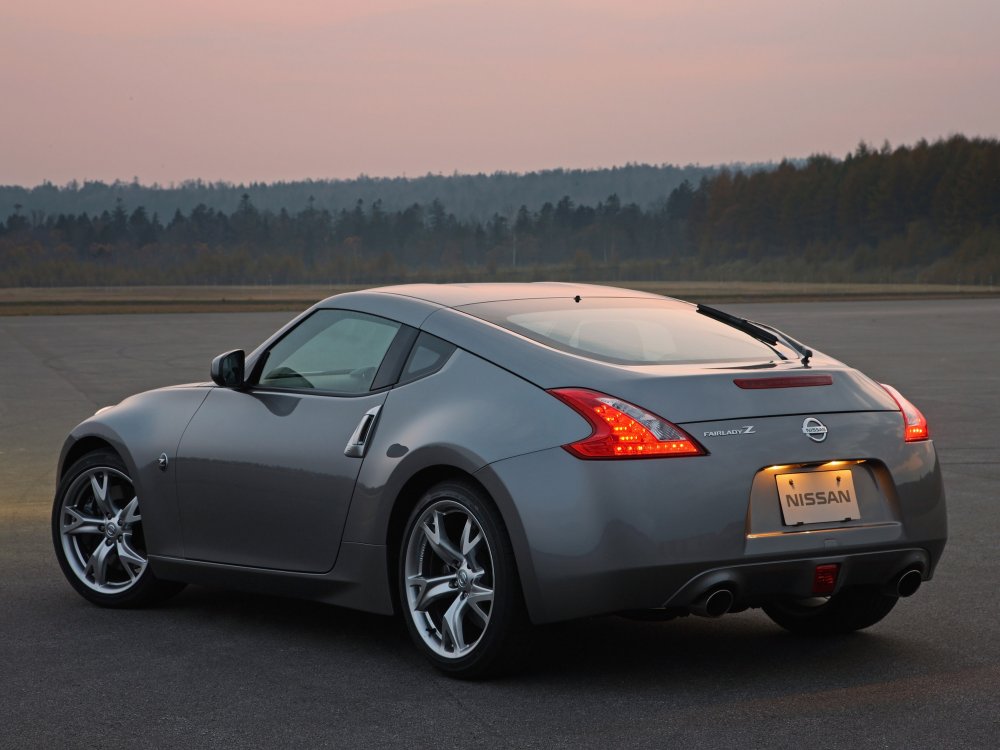 Nissan Fairlady z Nissan 370 z