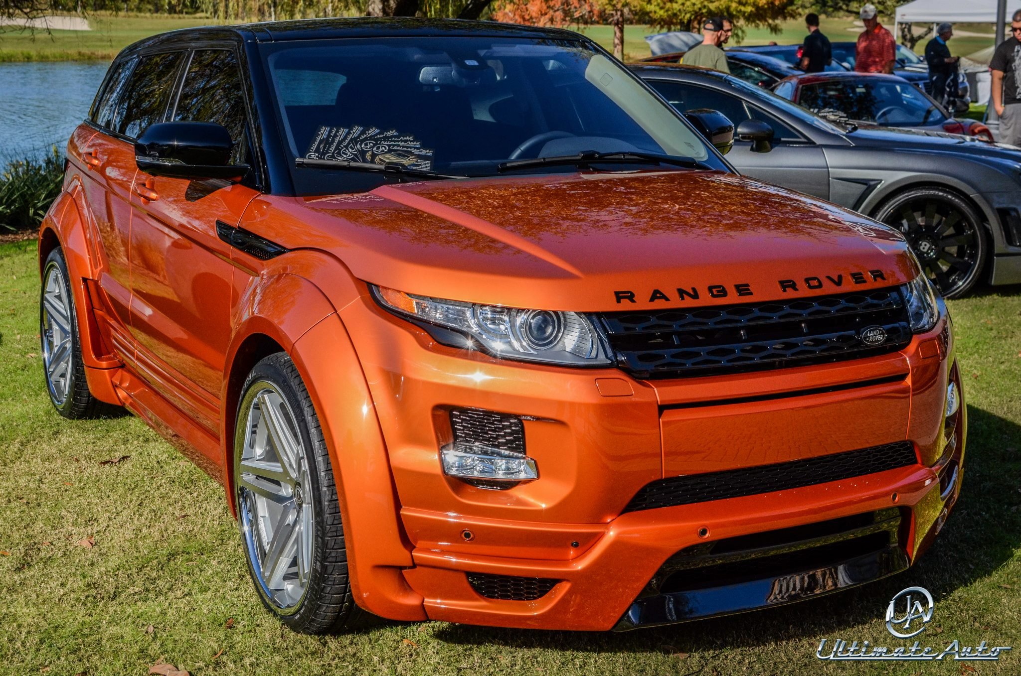 Range Rover Sport оранжевый