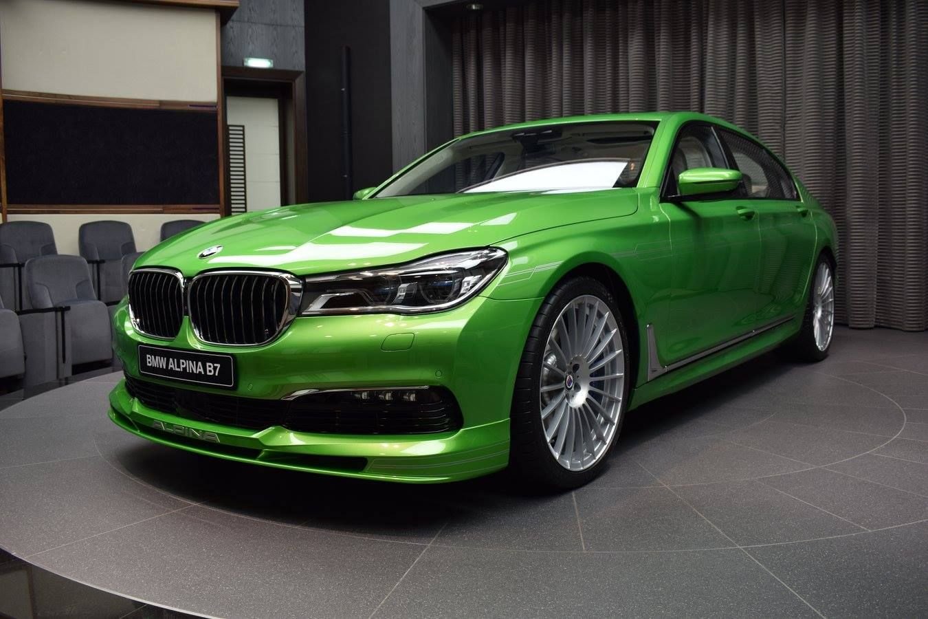 BMW Alpina b7 зеленая