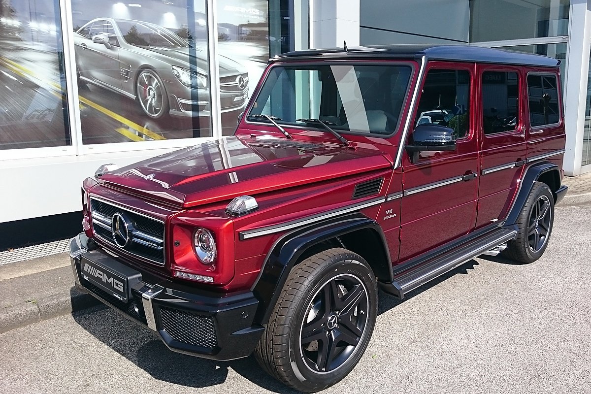 Mercedes Benz g63 AMG Red