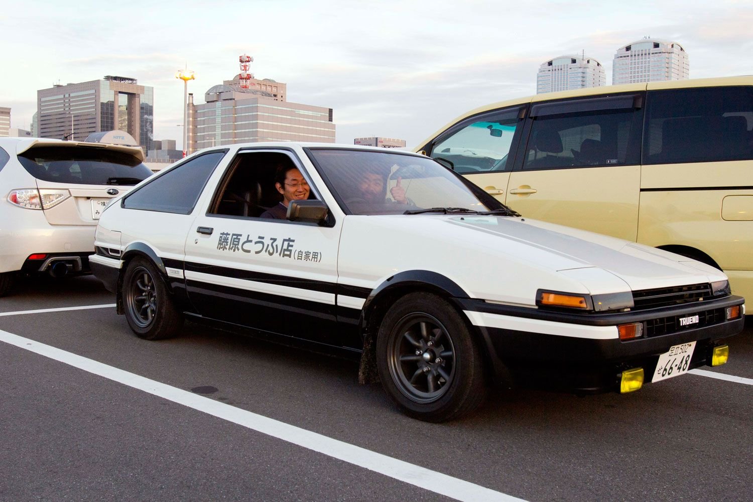 Toyota ae86 hachiroku