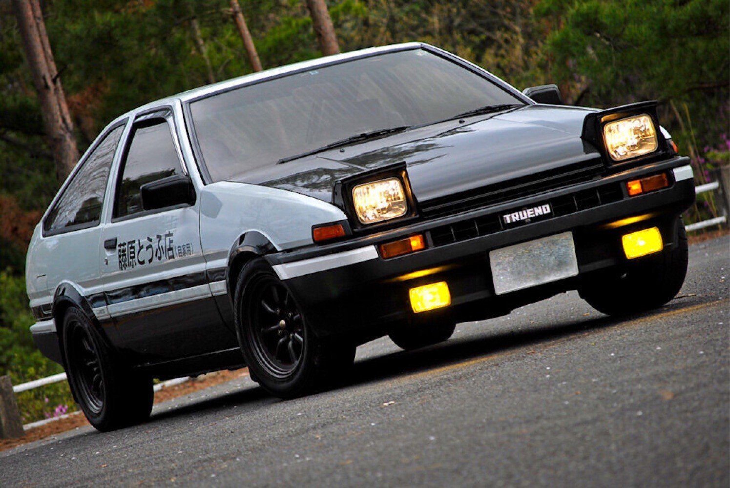 Toyota ae86 стенс