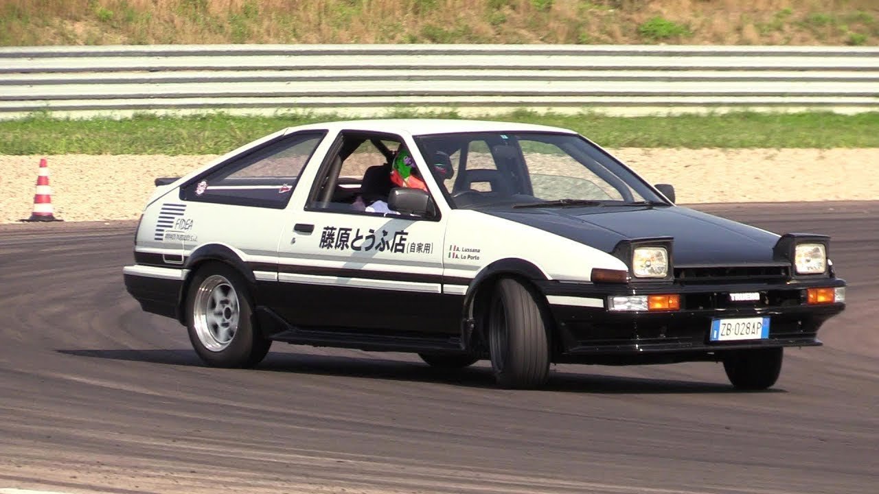 Toyota ae86 стенс