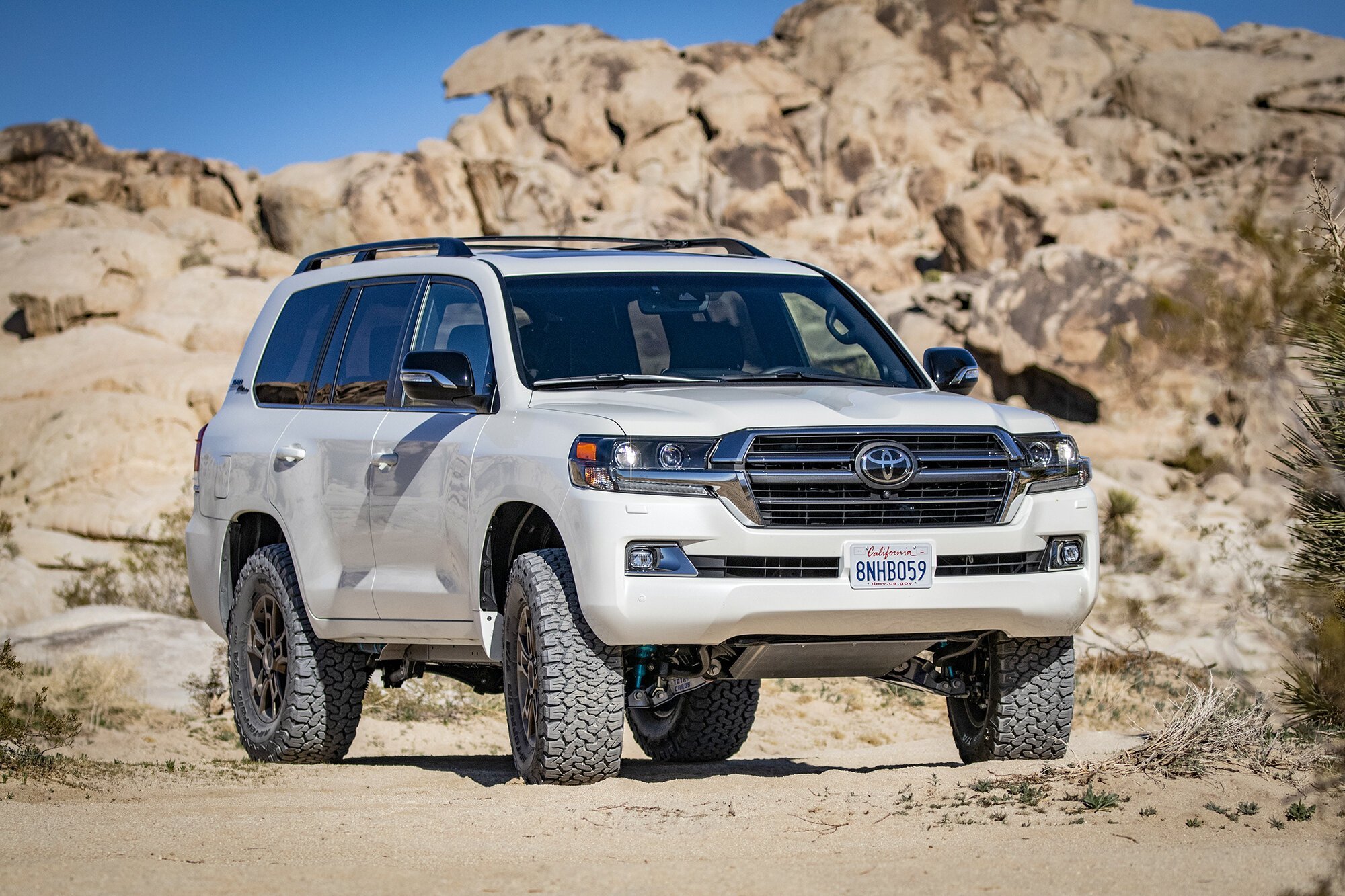 РќРѕРІС‹Р№ Toyota Land Cruiser 200