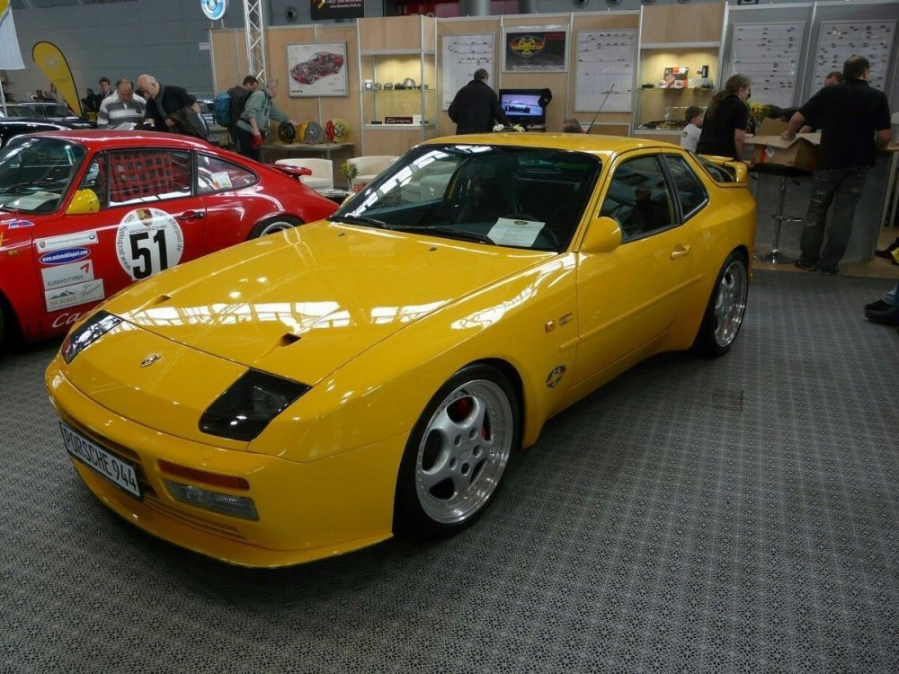 Porsche 924 Widebody