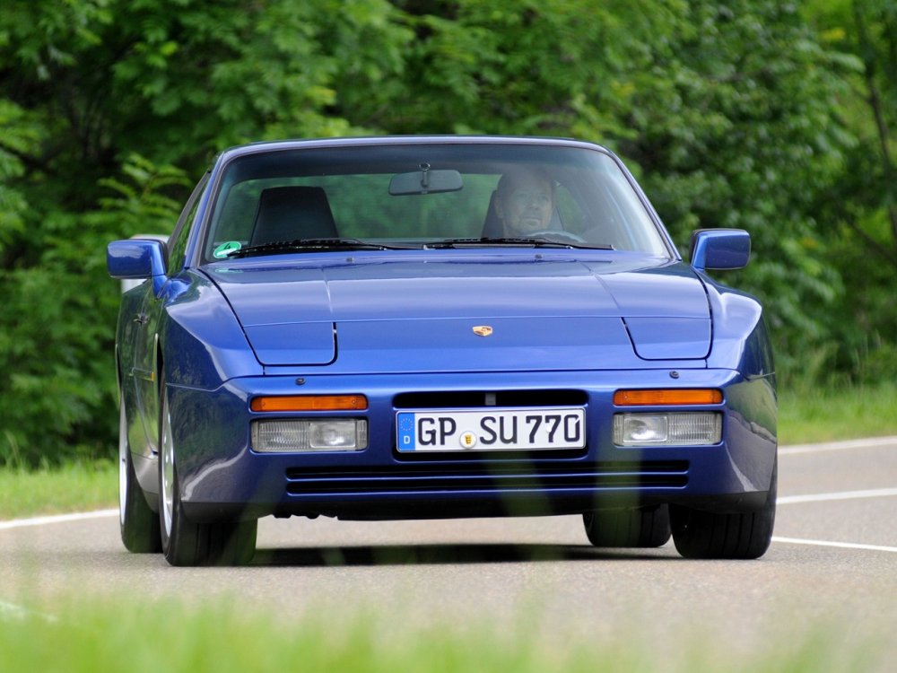 89 Porsche 944 Turbo