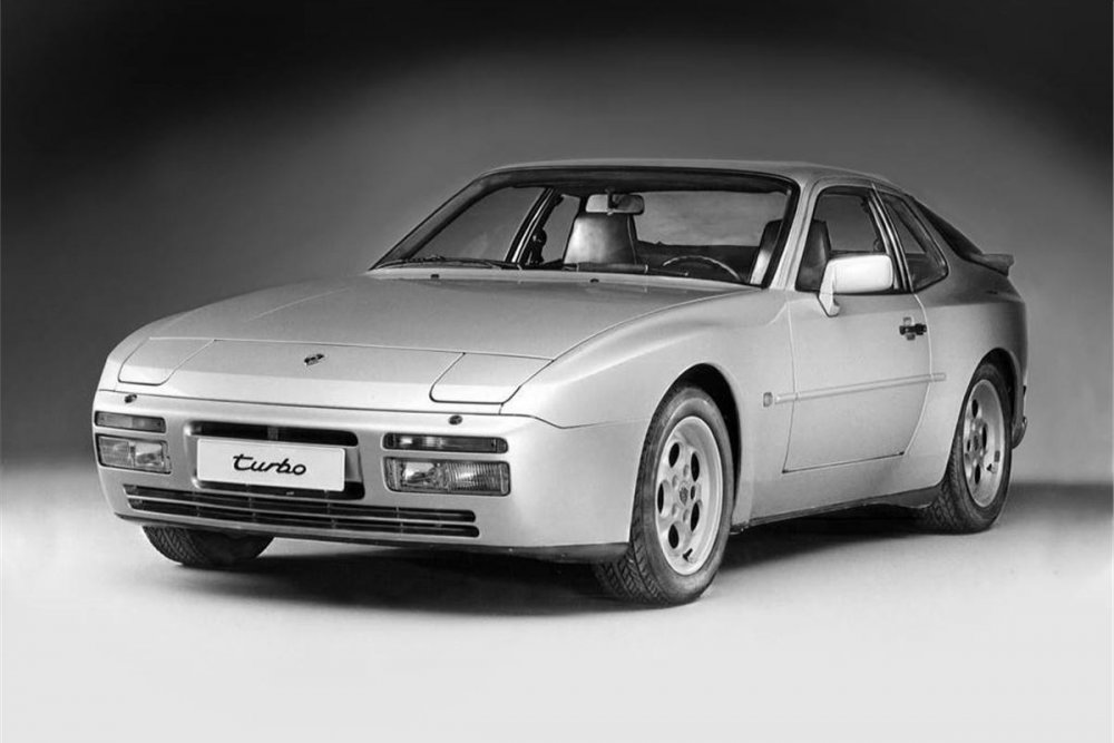 Porsche 944 Turbo Brochures