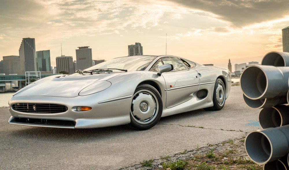 Jaguar xj220 gt зелёный