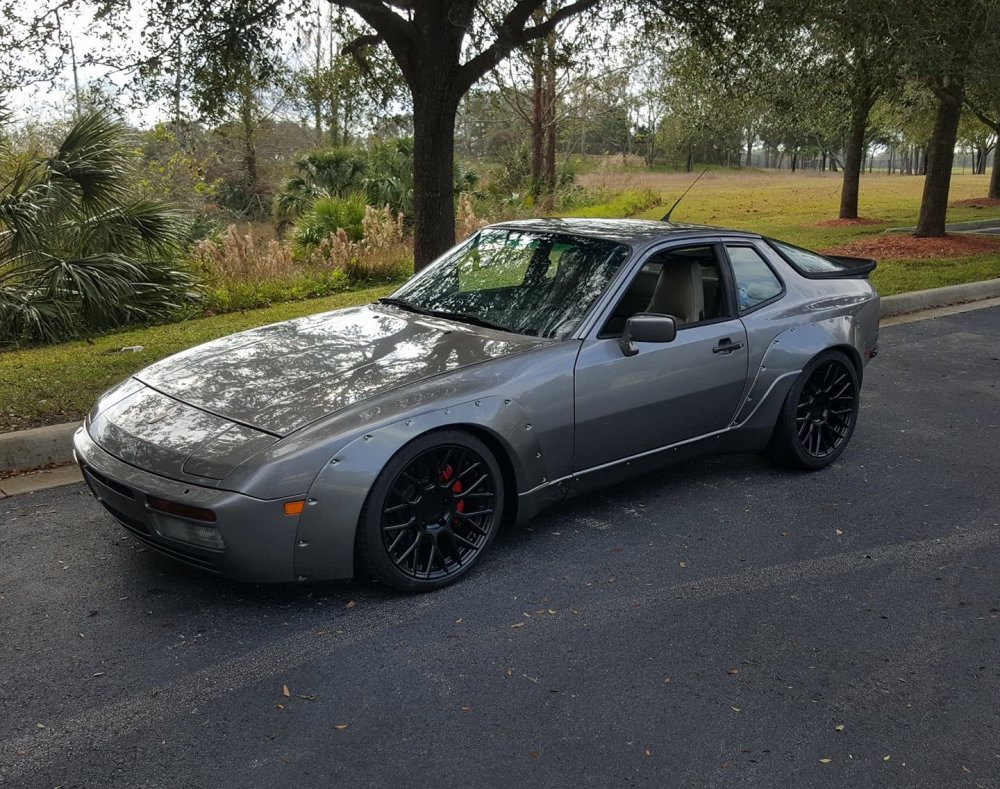 Porsche 944 Turbo