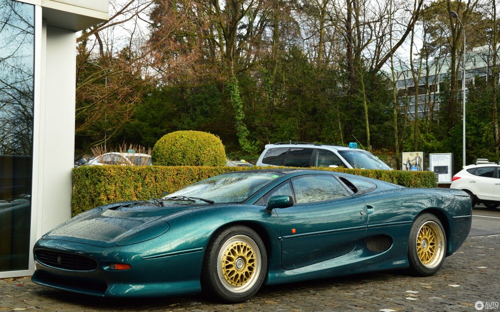 Jaguar xj220 LM