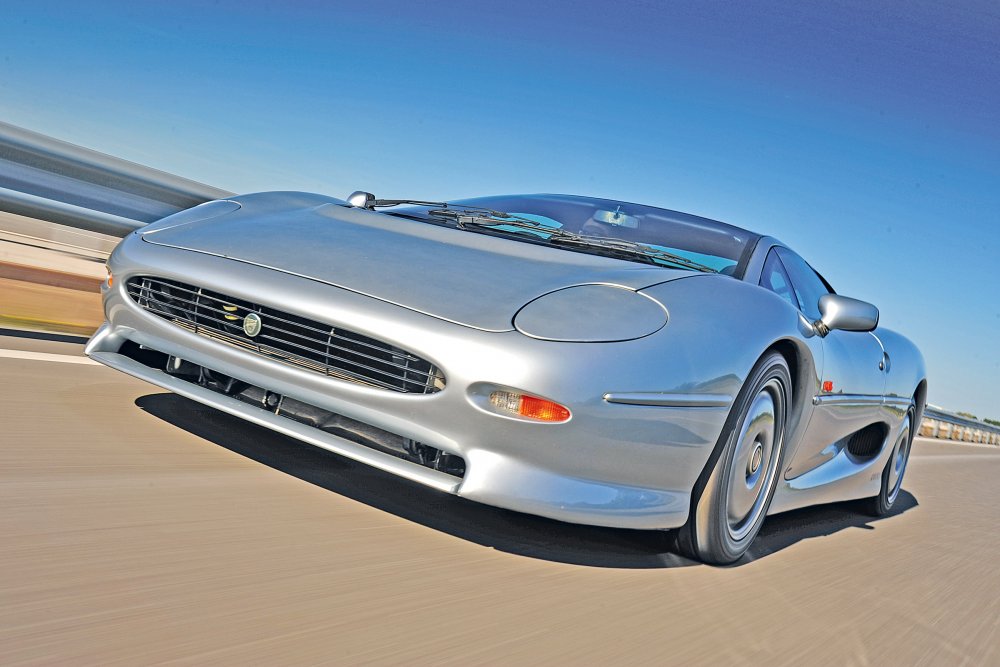 Jaguar 220 xj220