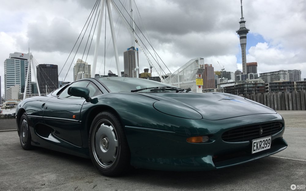 Jaguar xj220 фары