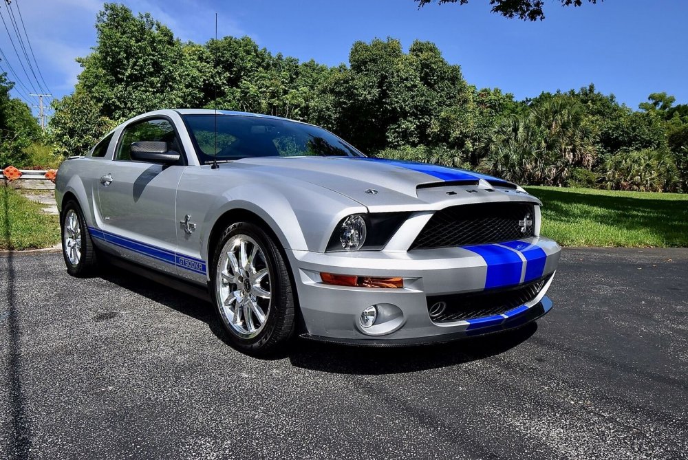 Форд Мустанг Шелби gt 500 super Snake