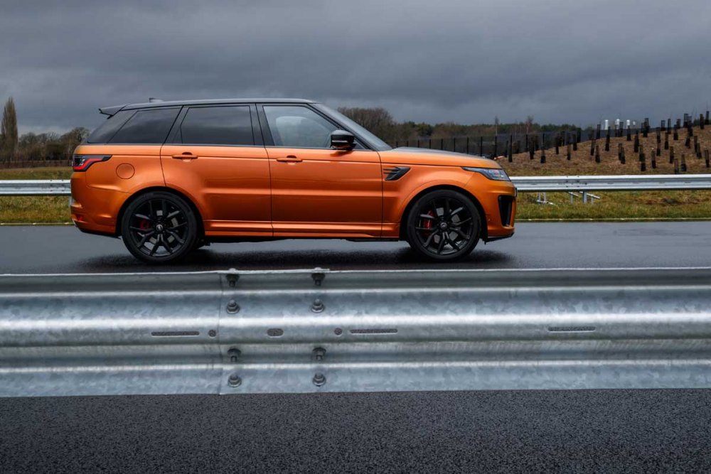 Range Rover Sport 2019 оранжевый