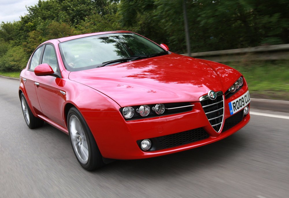 Машина Alfa Romeo 159