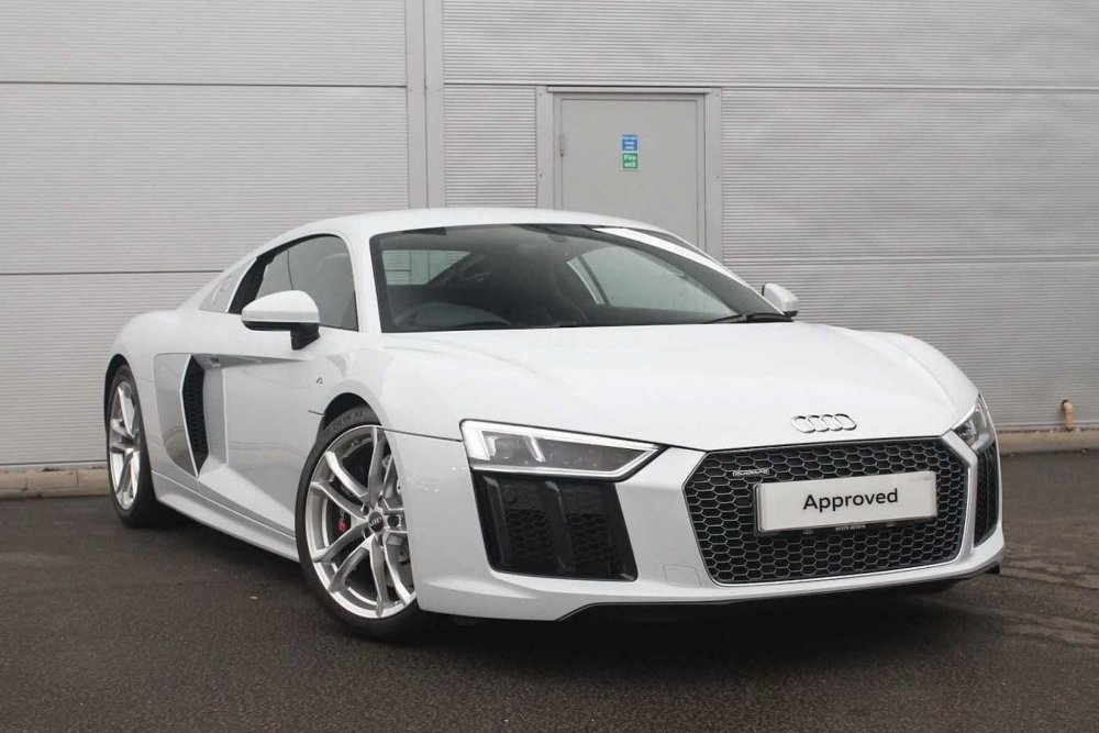 Audi r8 Coupe v10 Plus