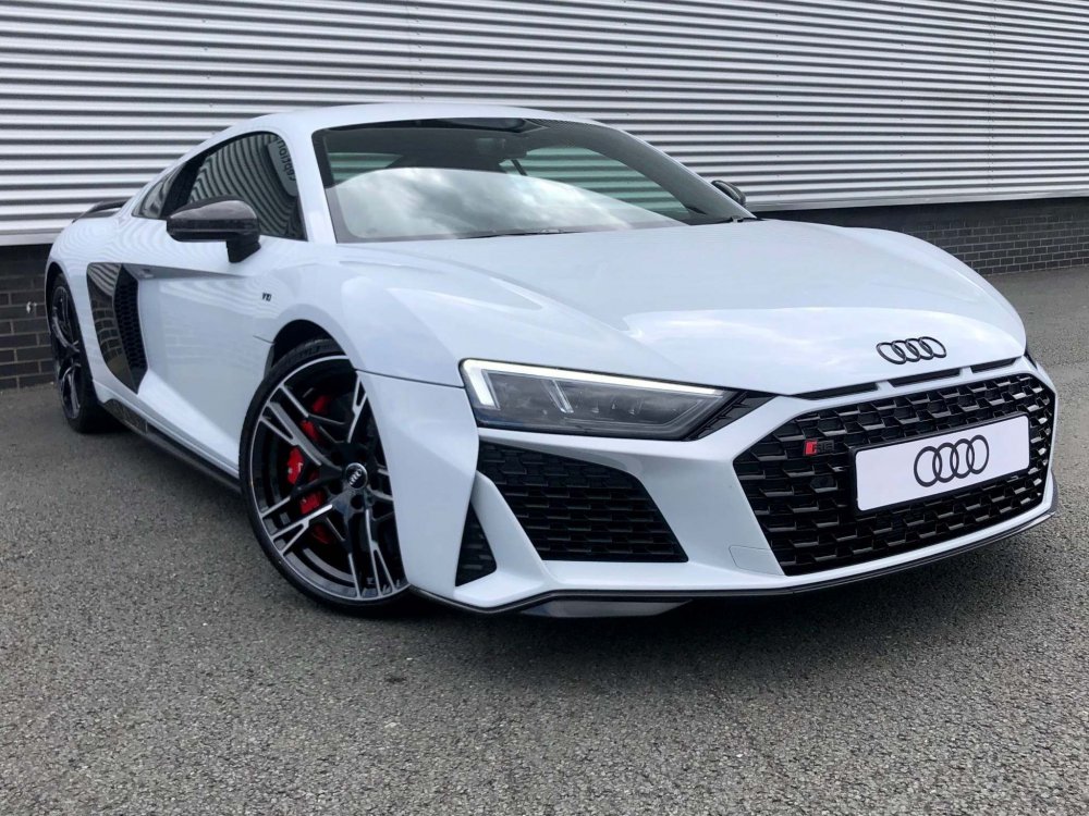 Audi r8 v10 Plus Black