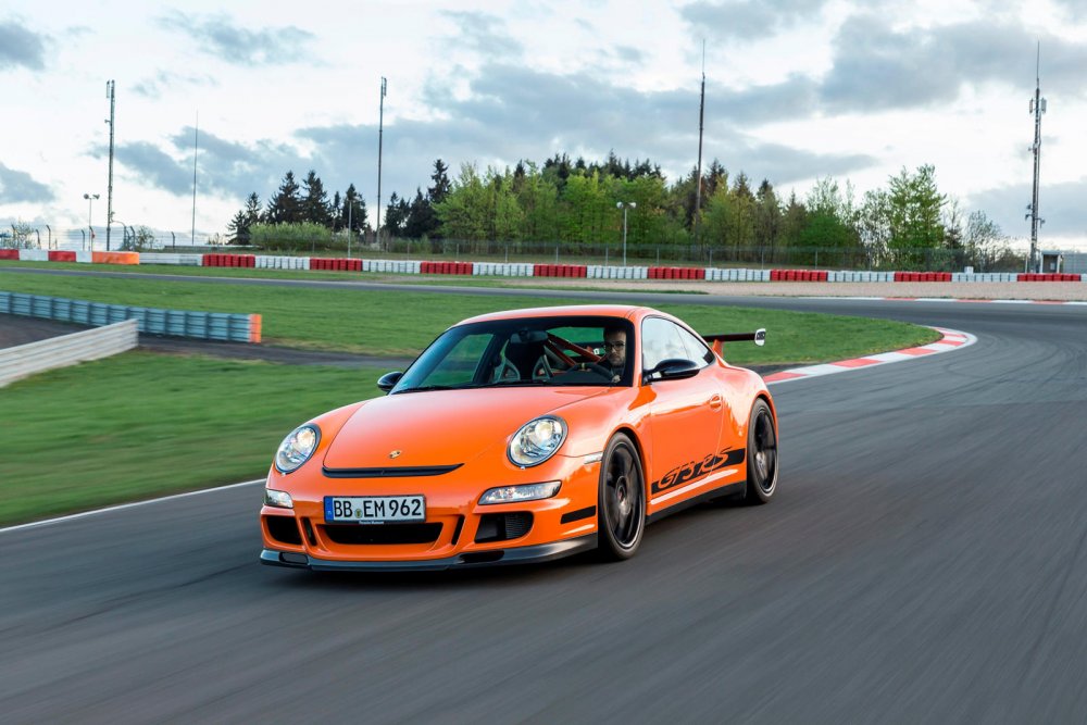 Porsche 911 gt3 RS 2011