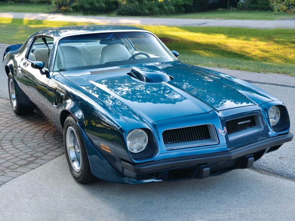 Модель Pontiac Firebird 3