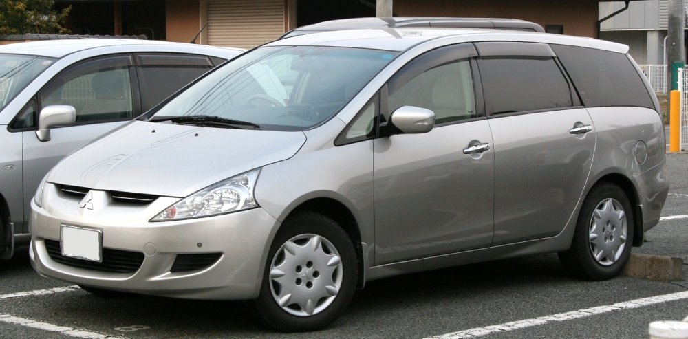 Mitsubishi Grandis 2.4