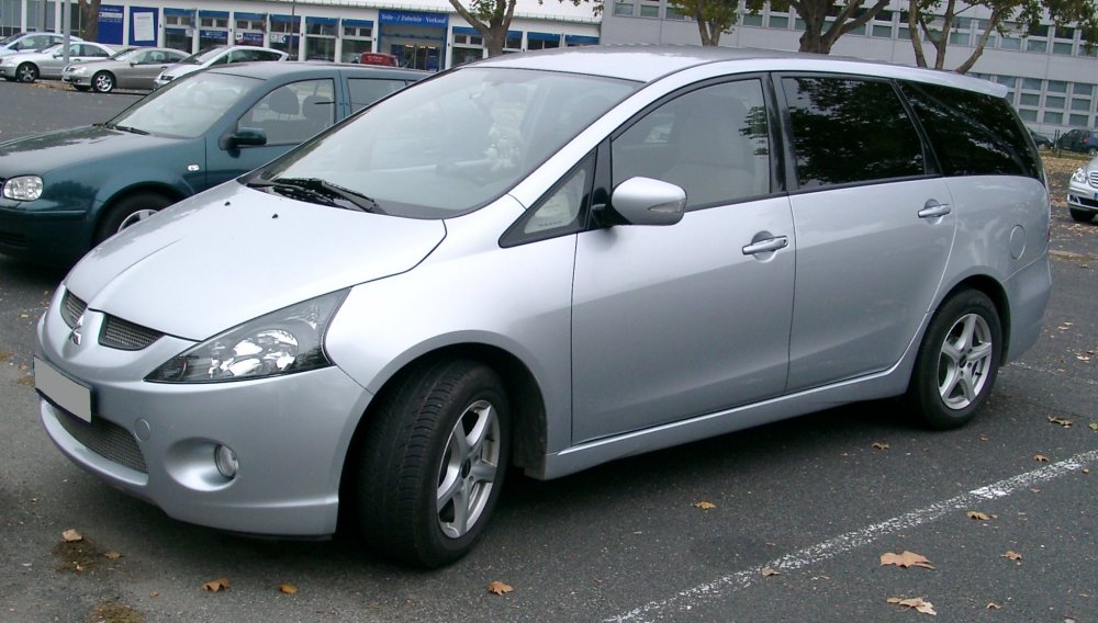 Mitsubishi Grandis 2.4