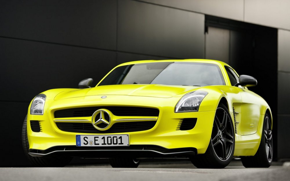 Mercedes AMG Yellow