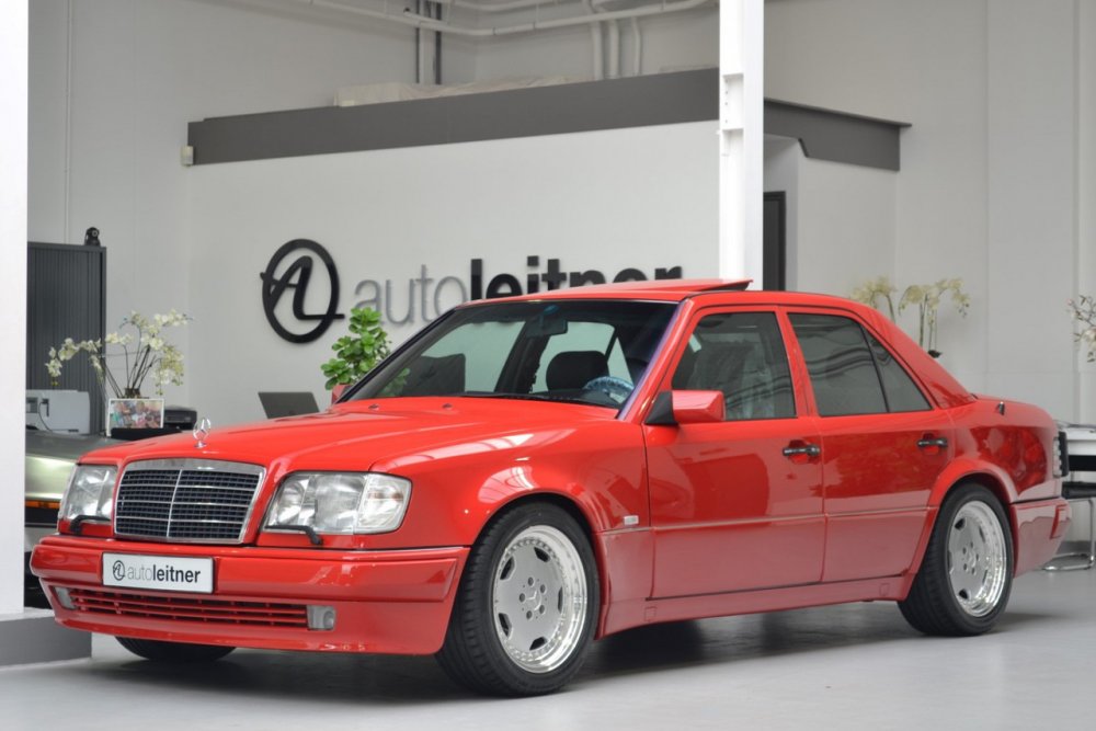 Мерседес Бенц w124 e500