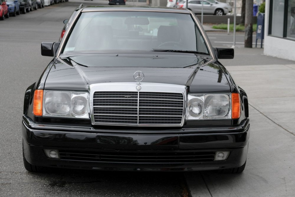 Mercedes-Benz w124