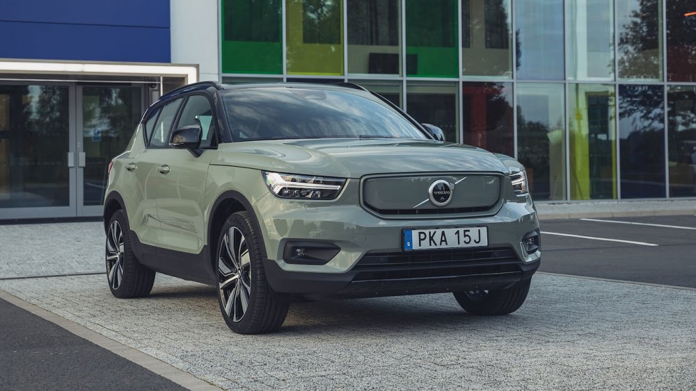 Volvo xc40 белый