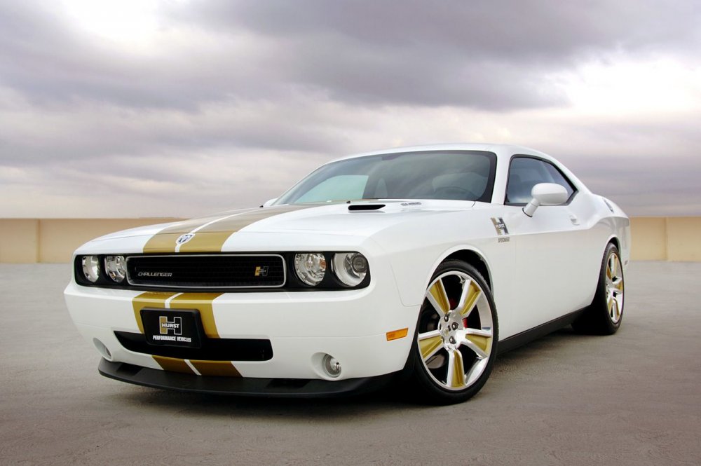 Dodge Challenger srt 2009