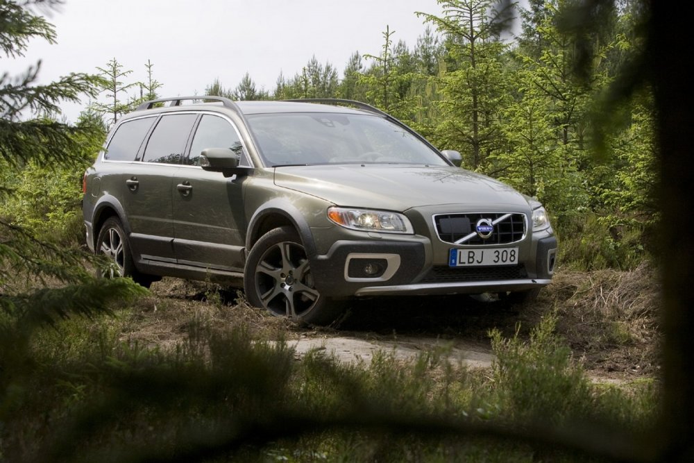 Volvo xc70 II