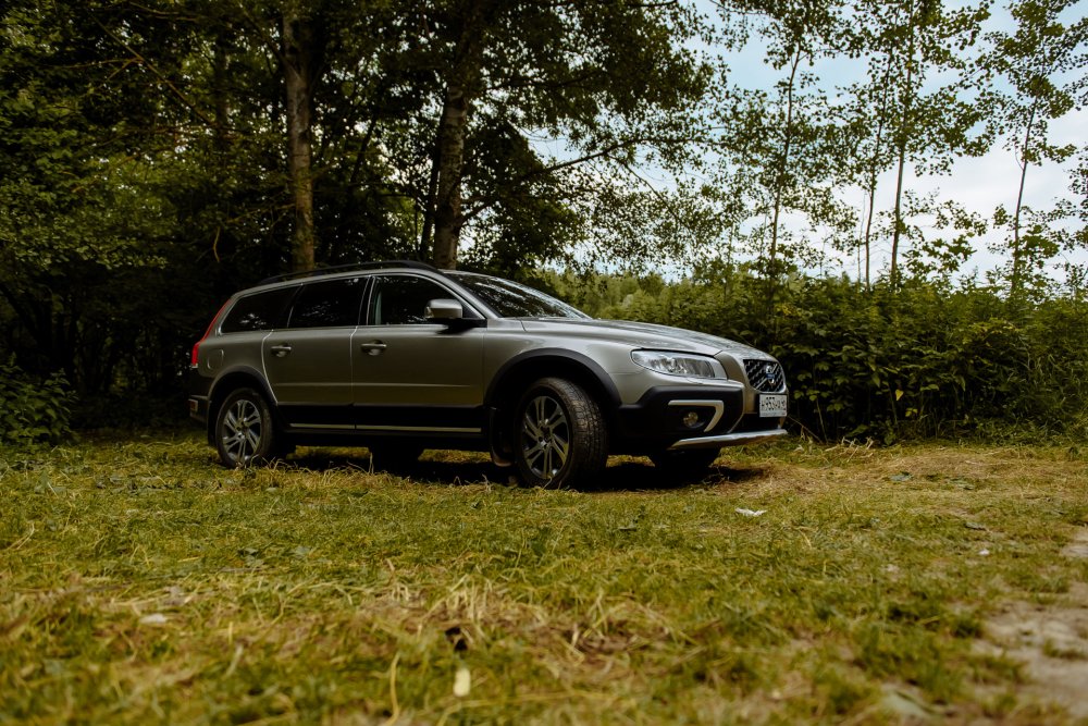 Volvo xc70 2016