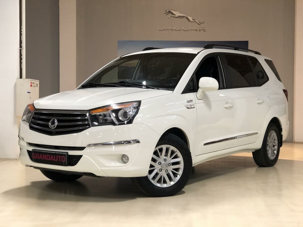 SSANGYONG Stavic 2014