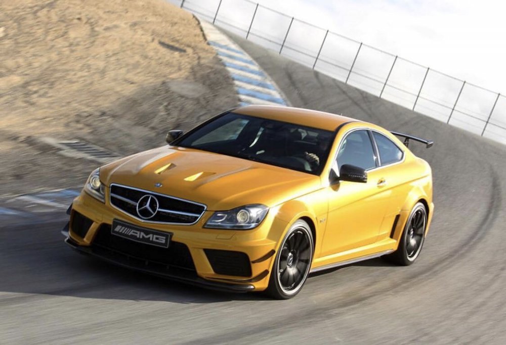 Mercedes Benz c63 AMG Black Series