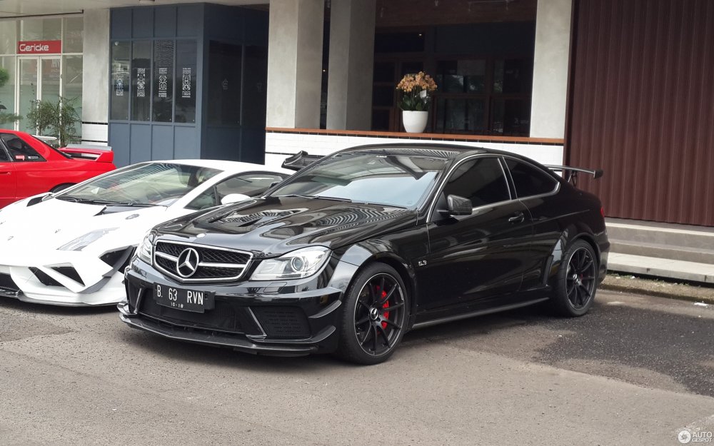 Mercedes AMG c63 Coupe Black