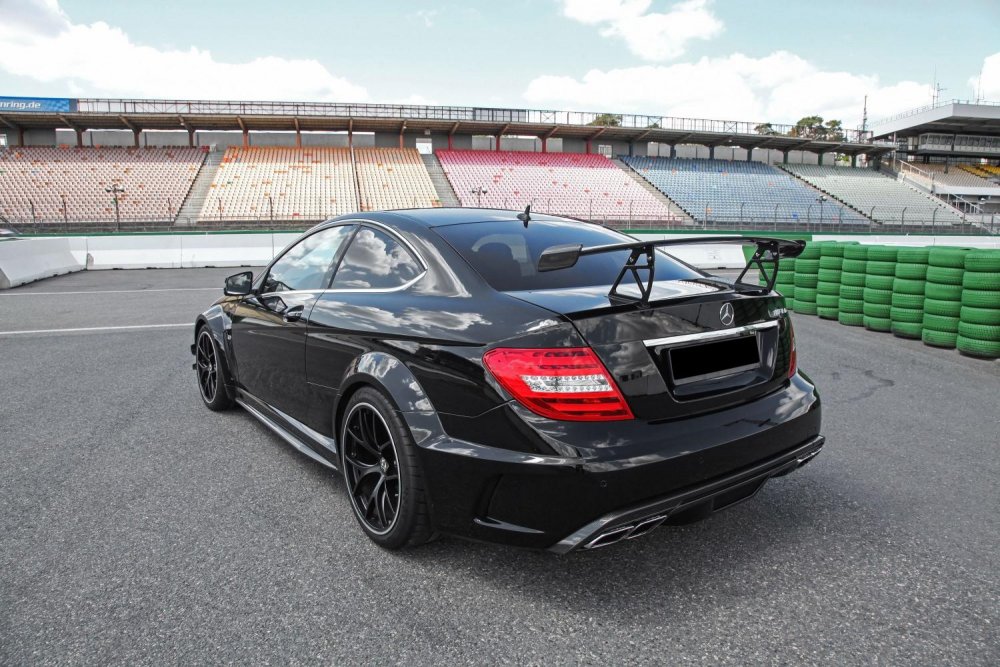 Mercedes c63 AMG w204 купе