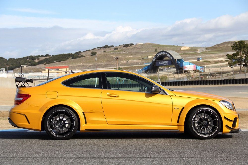 Mercedes c63 Coupe Black Series