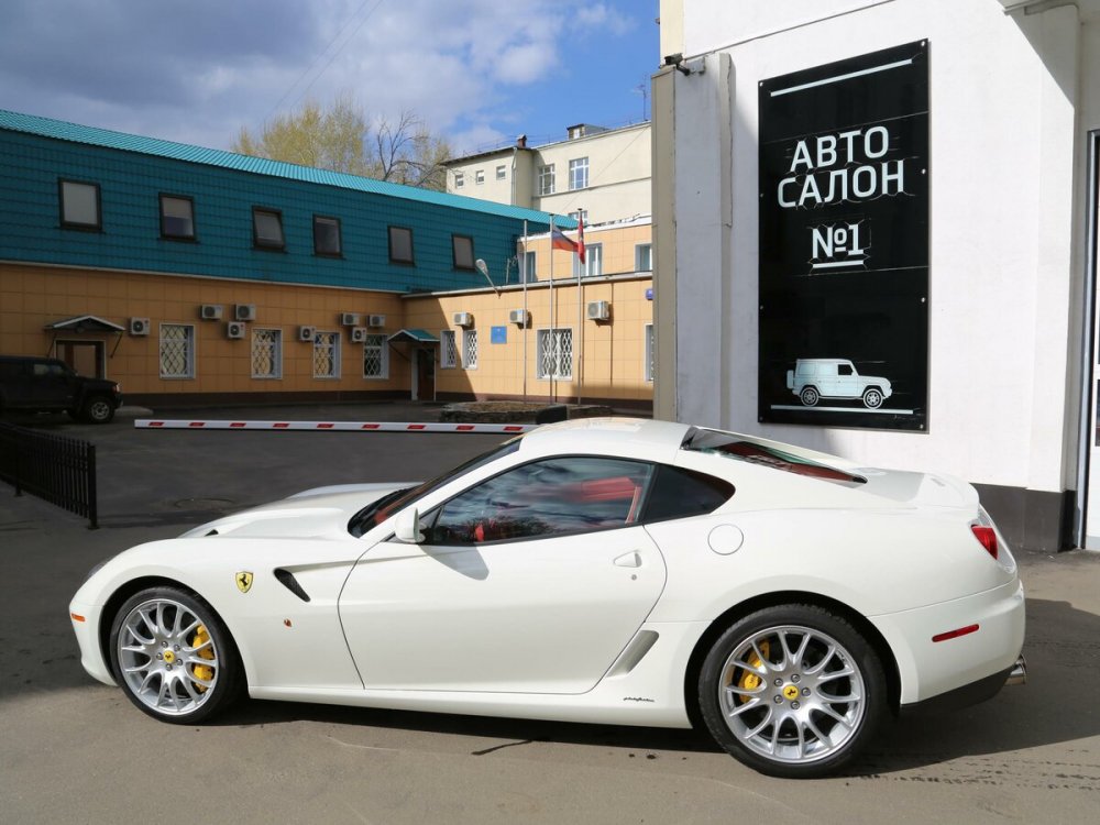 Ferrari California White