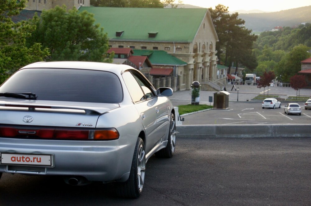 Toyota Carina ed st202