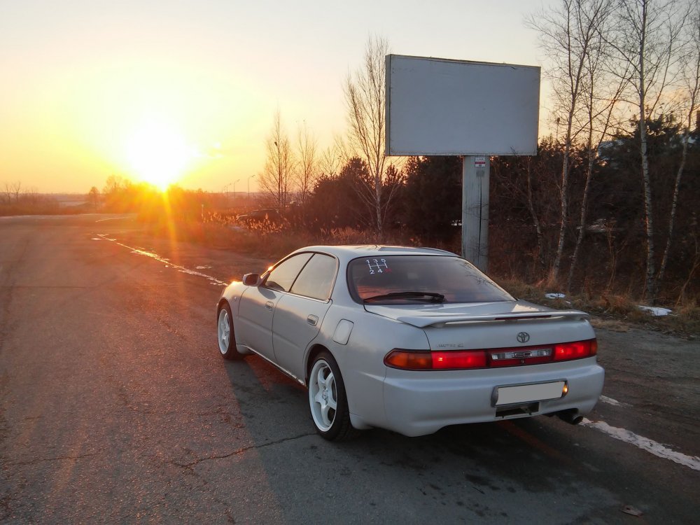 Toyota Carina ed stance