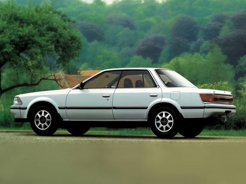 Toyota Carina st160