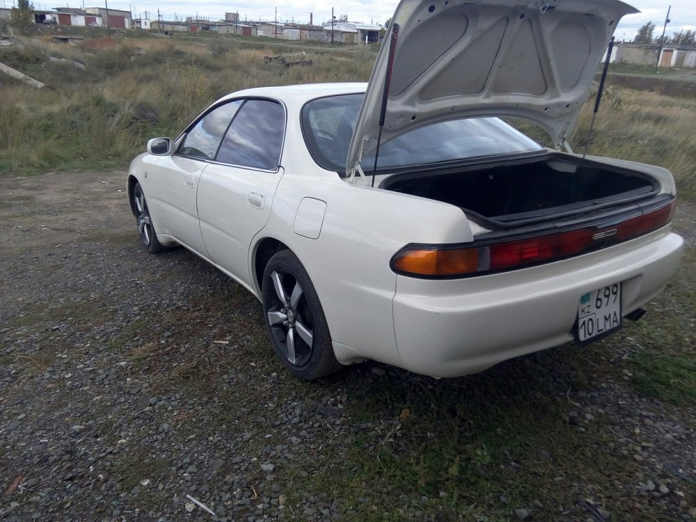 Toyota Carina ed 1994