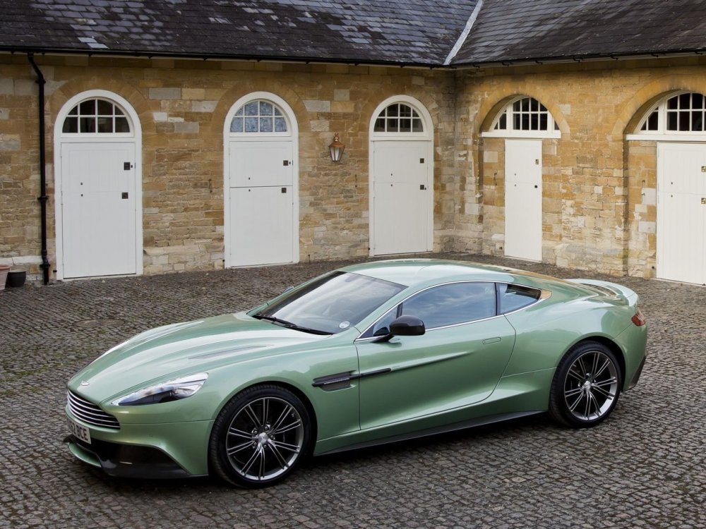 Aston Martin Vanquish II